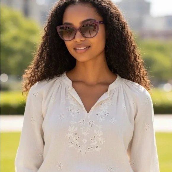 Love Moschino Fuchsia Sunglasses - Picture 4 of 5